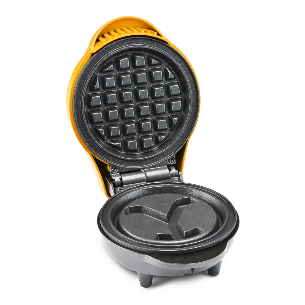 Yellowstone 4" Mini Waffle Maker - Image 8